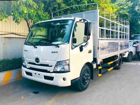 Xe tải HINO XZU710