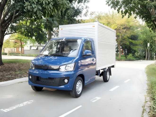 Veam VPT095 / Foton T25 (990kg)